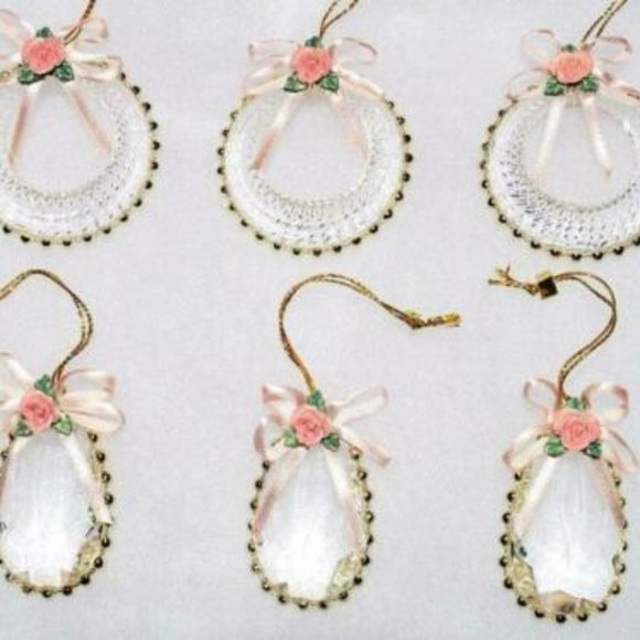 6 acrylic Christmas Tree Wreath ornaments pink roses ribbons beads Mother's Day - Picture 1 of 8